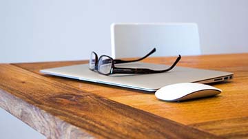 Glasses on computer