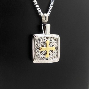 Gold-Cross-Ornate-Square
