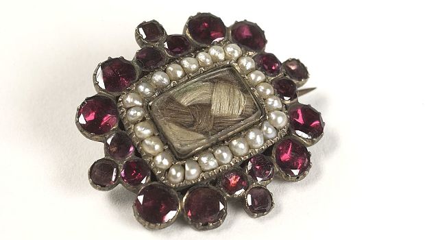 Mourning brooch containing the hair of a deceased relative, photo courtesy of the Wellcome Trust